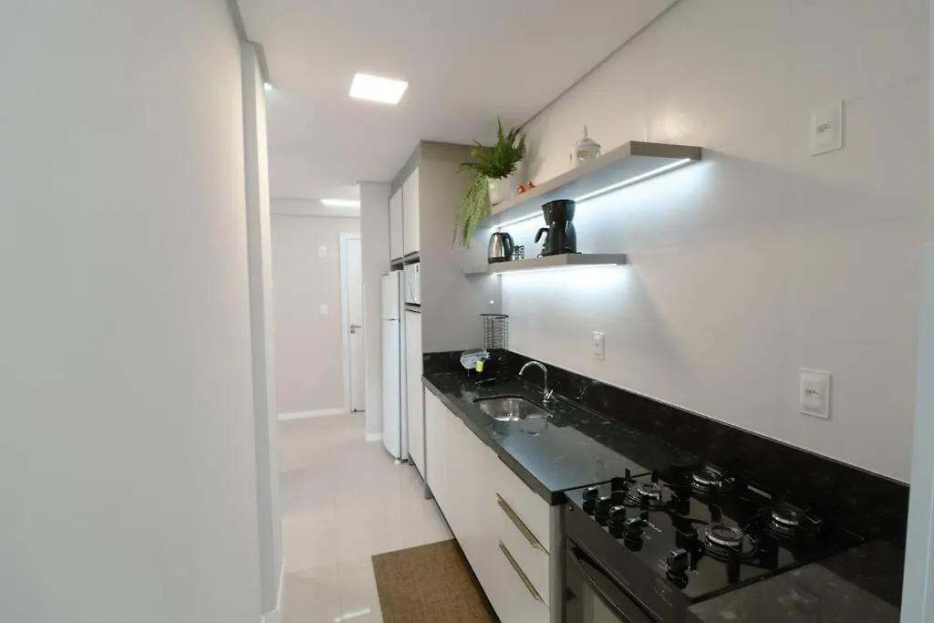 Apartamento Familiar III Proximo Beto Carrero E Praia Penha  Brasilien